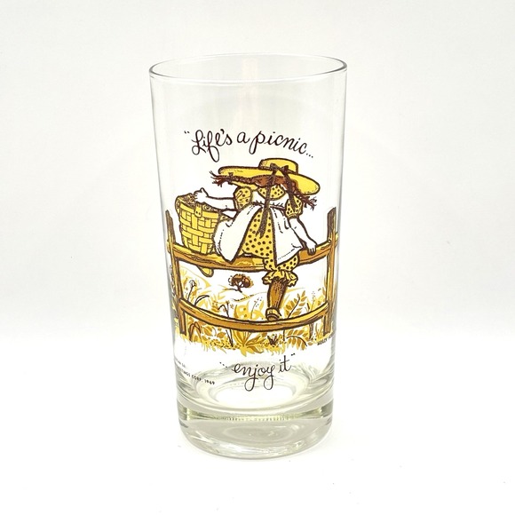 Holly Hobbie Other - Vintage Holly Hobbie Glass Life's A Picnic Enjoy It American Greetings 1969